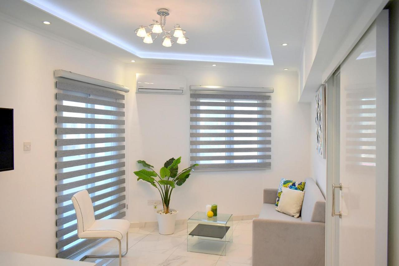 Phaedrus Living: Seaside Luxury Flat Lighthouse 66 Lägenhet Paphos Exteriör bild