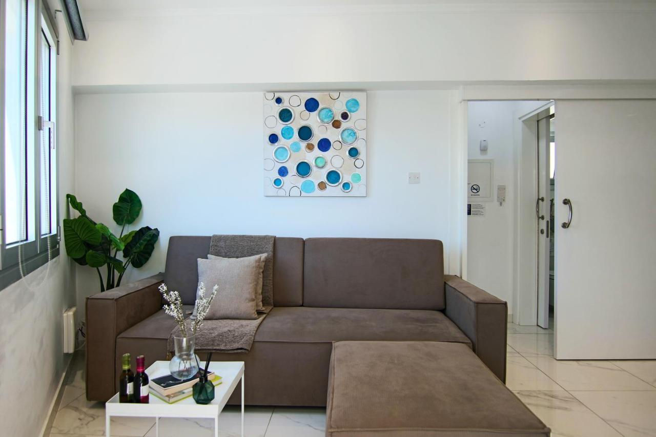 Phaedrus Living: Seaside Luxury Flat Lighthouse 66 Lägenhet Paphos Exteriör bild